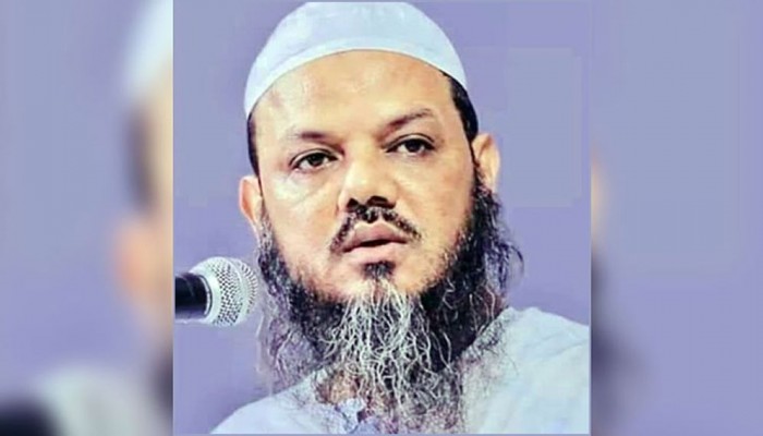 সাক্ষাৎকার:   ইসলামি দলগুলোর ঐক্যই বিকল্প রাজনৈতিক শক্তি: মুফতি ফয়জুল করিম