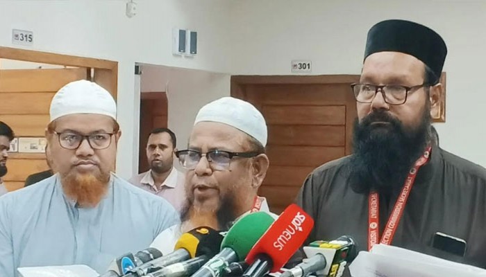 ভোট সুষ্ঠু না হলে সিইসির গলায় গামছা লাগতে পারে: গাজী আতাউর