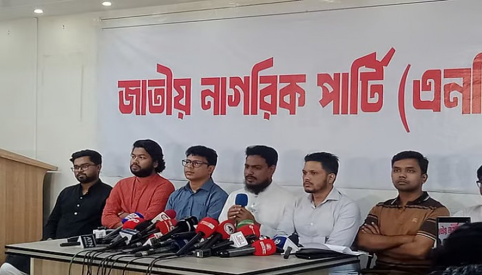 নতুন সংবিধানের প্রস্তাবনা না হলে জুলাই সনদ ব্যর্থ হবে: আখতার হোসেন