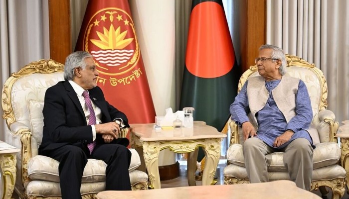 ​প্রধান উপদেষ্টা ও পাকিস্তান উপপ্রধানমন্ত্রীর বৈঠক