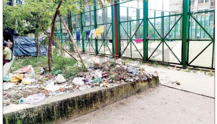 ​কিশোরদের খেলার জায়গা এখন মাদকের আড্ডাখানা