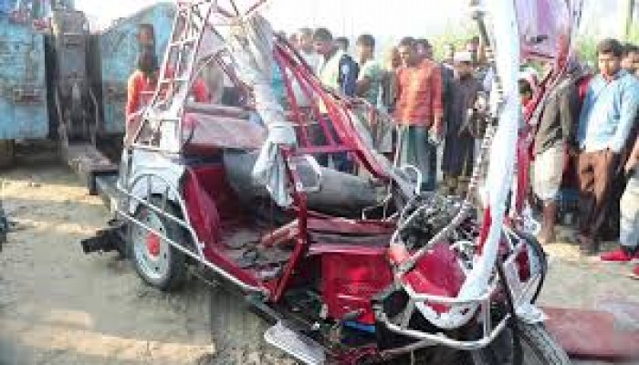 ঈদগাঁওয়ে ইজিবাইকের ধাক্কায় বৃদ্ধার মৃত্যু