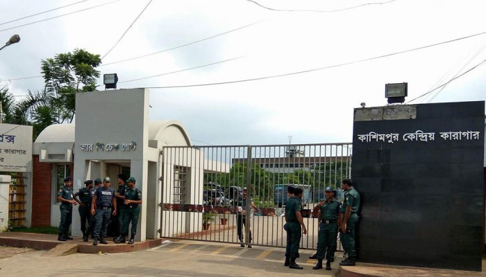 জেল পালানো দুর্ধর্ষ বন্দিসহ ৭২৮ জন এখনো অধরা
