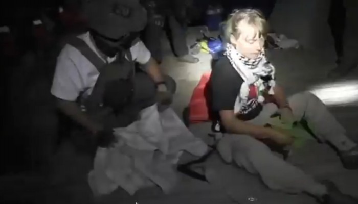 গ্রেটা থুনবার্গকে নির্যাতন করে ইসরায়েলি পতাকায় চুমু খেতে বাধ্য করার অভিযোগ