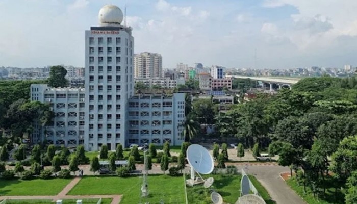 ঢাকায় বৃষ্টির আভাস, তবে বাড়তে পারে গরম