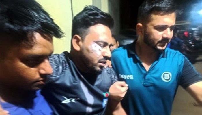 চোরাই মোবাইল উদ্ধারে গিয়ে হামলায় আহত পুলিশের ৫ সদস্য, আটক ৩