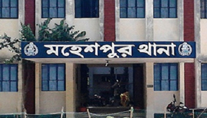 ঝিনাইদহে চালকের গলা কেটে ভ্যান ছিনতাই