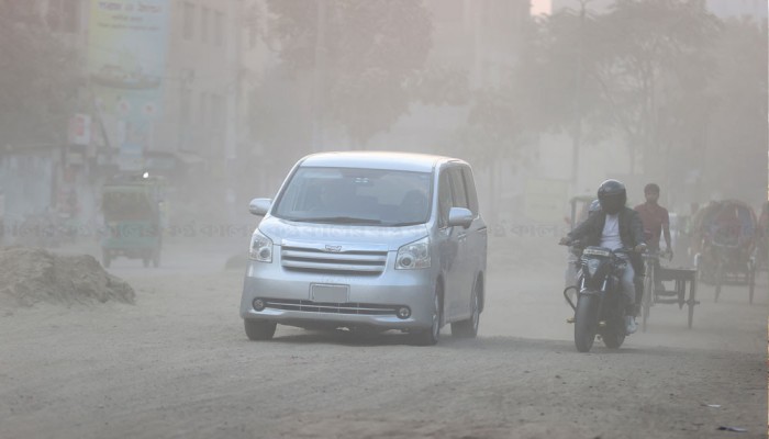 ঢাকার বাতাস আজও ‘অস্বাস্থ্যকর’
