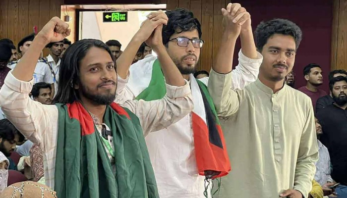 ভিপি-এজিএসসহ ২৩ পদের ২০টিতেই জয়ী শিবিরের প্যানেল