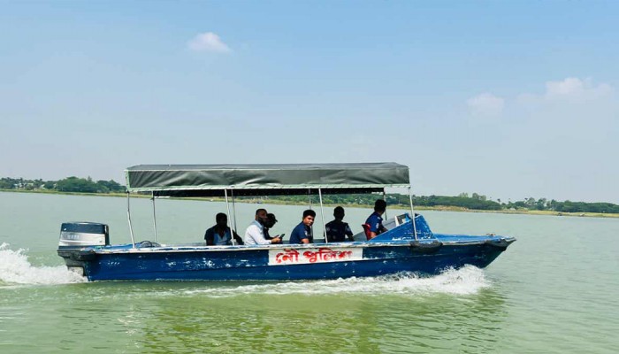মা ইলিশ রক্ষায় নৌ পুলিশের ২২ দিনের সফল অভিযান