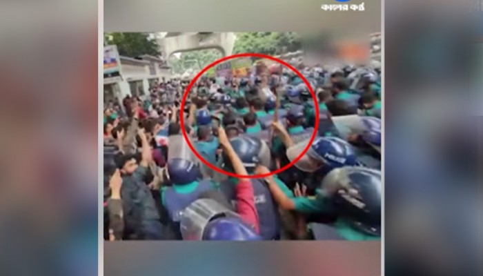 পুলিশের লাঠি সাংবাদিকদের ওপরে পড়ল কেন?