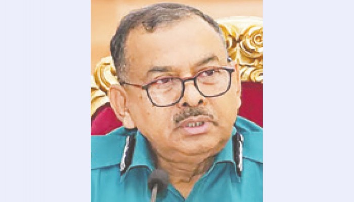 আগুন ও ককটেল নিক্ষেপ করলে গুলির নির্দেশ ডিএমপি কমিশনারের
