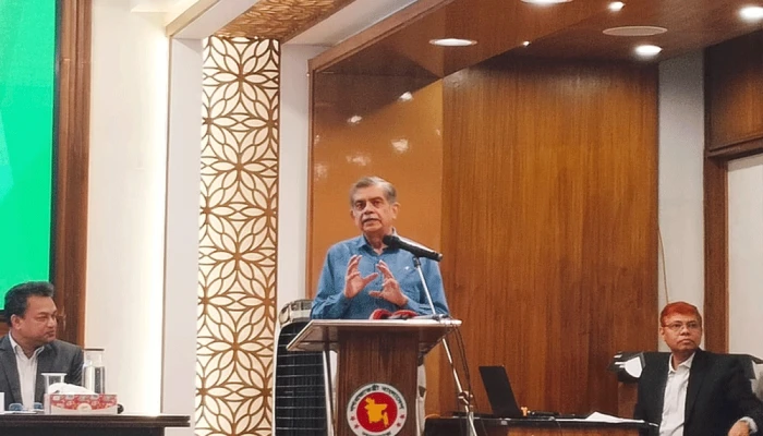 পরীক্ষা না নিয়ে নম্বর দেওয়া শিক্ষাব্যবস্থাকে পেছনে ফেলে দিয়েছিল : শিক্ষা উপদেষ্টা
