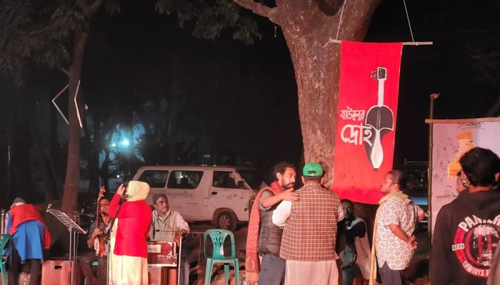 বাউল গানের আসর জোর করে বন্ধের অভিযোগ প্রশাসনের বিরুদ্ধে