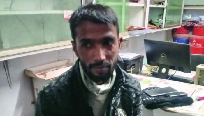 খুলনার শীর্ষ সন্ত্রাসী ‘চিংড়ি পলাশ’ যশোরে আটক