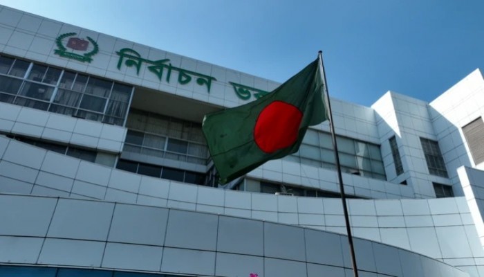 ভোটার হতে আজ নির্বাচন কমিশনে যাচ্ছেন তারেক রহমান