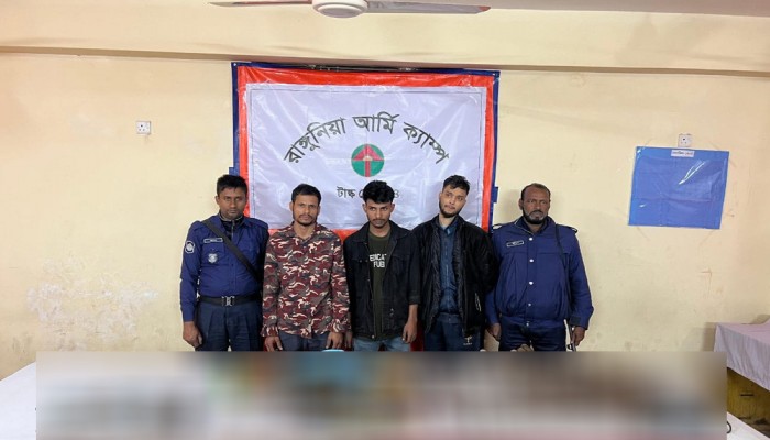 রাঙ্গুনিয়ায় অপহৃত ব্যক্তি উদ্ধার, মাদক-দেশীয় অস্ত্রসহ গ্রেপ্তার ৩