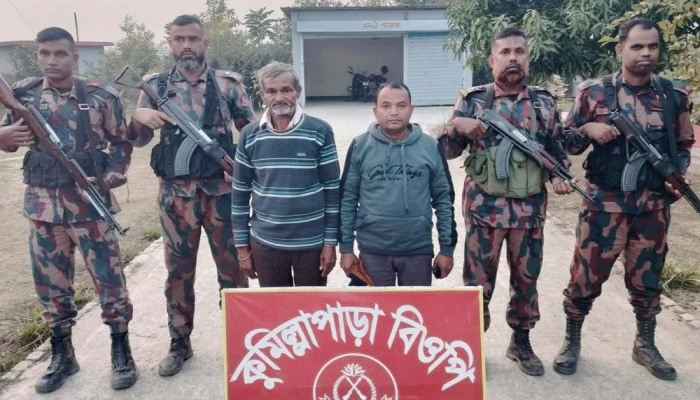 মহেশপুর সীমান্তে ভারতে অনুপ্রবেশকালে ৬ বাংলাদেশি আটক