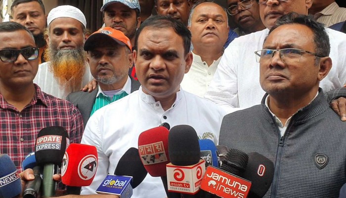 ৩০০ নেতাকর্মী নিয়ে ধানের শীষে ভোট দেওয়ার ঘোষণা আ. লীগ নেতার