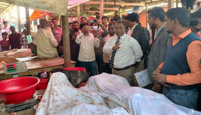 নিত্যপণ্যের বাজার স্থিতিশীল রাখতে প্রশাসনের অভিযান